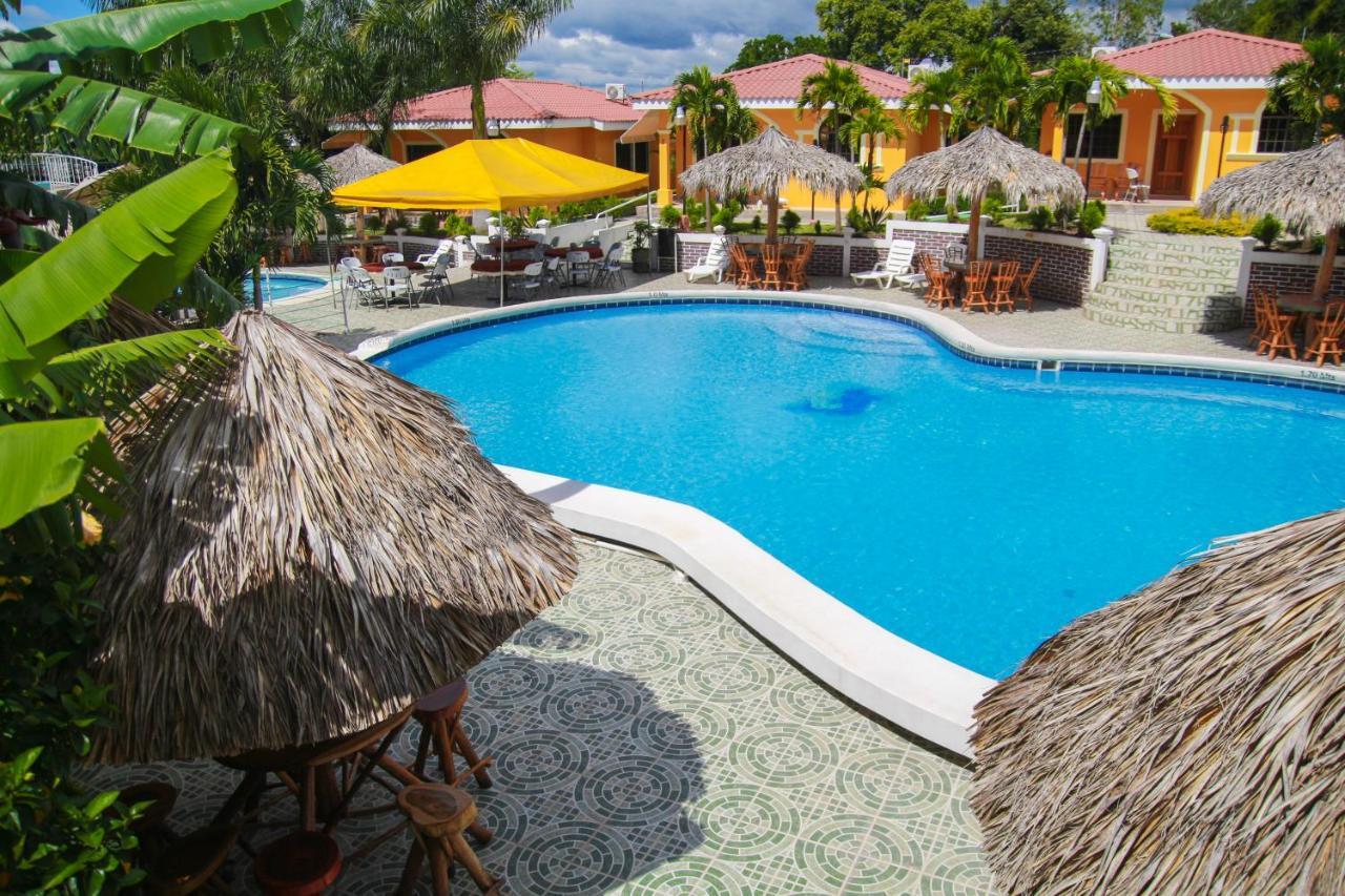 Apart Hotel Acuarious De Luis Estelí Esterno foto